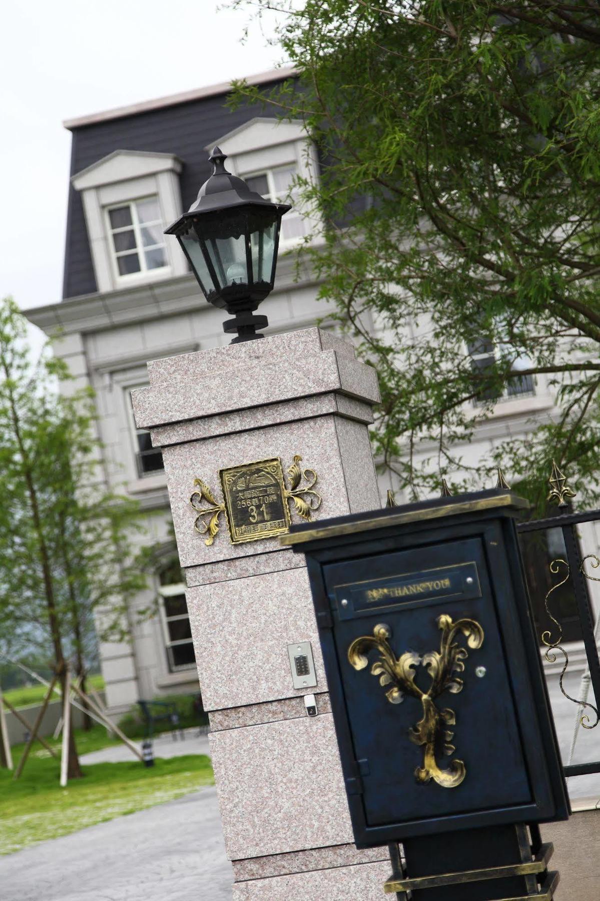 Haut Rhin Villa Yilan Exterior photo