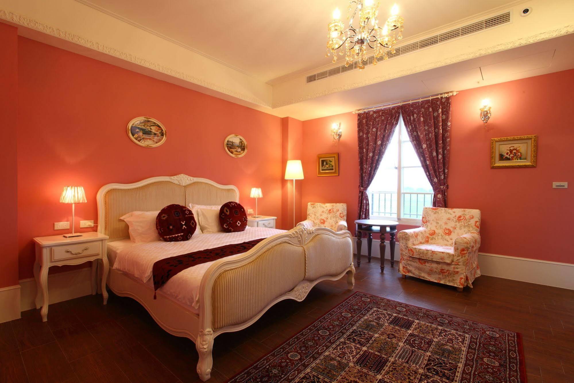 Haut Rhin Villa Yilan Exterior photo